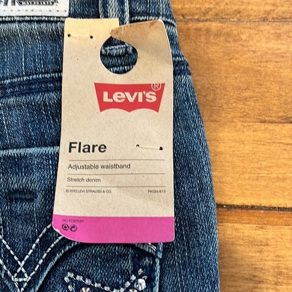 Levi’s flare jeans, kids 5, NWTS, - Picture 5 of 10